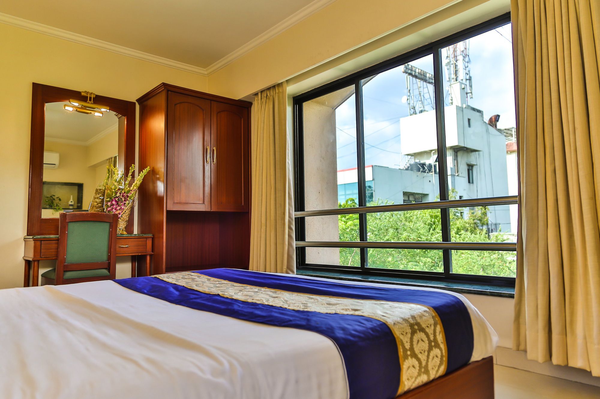 Hotel Lotus Pune Exterior foto
