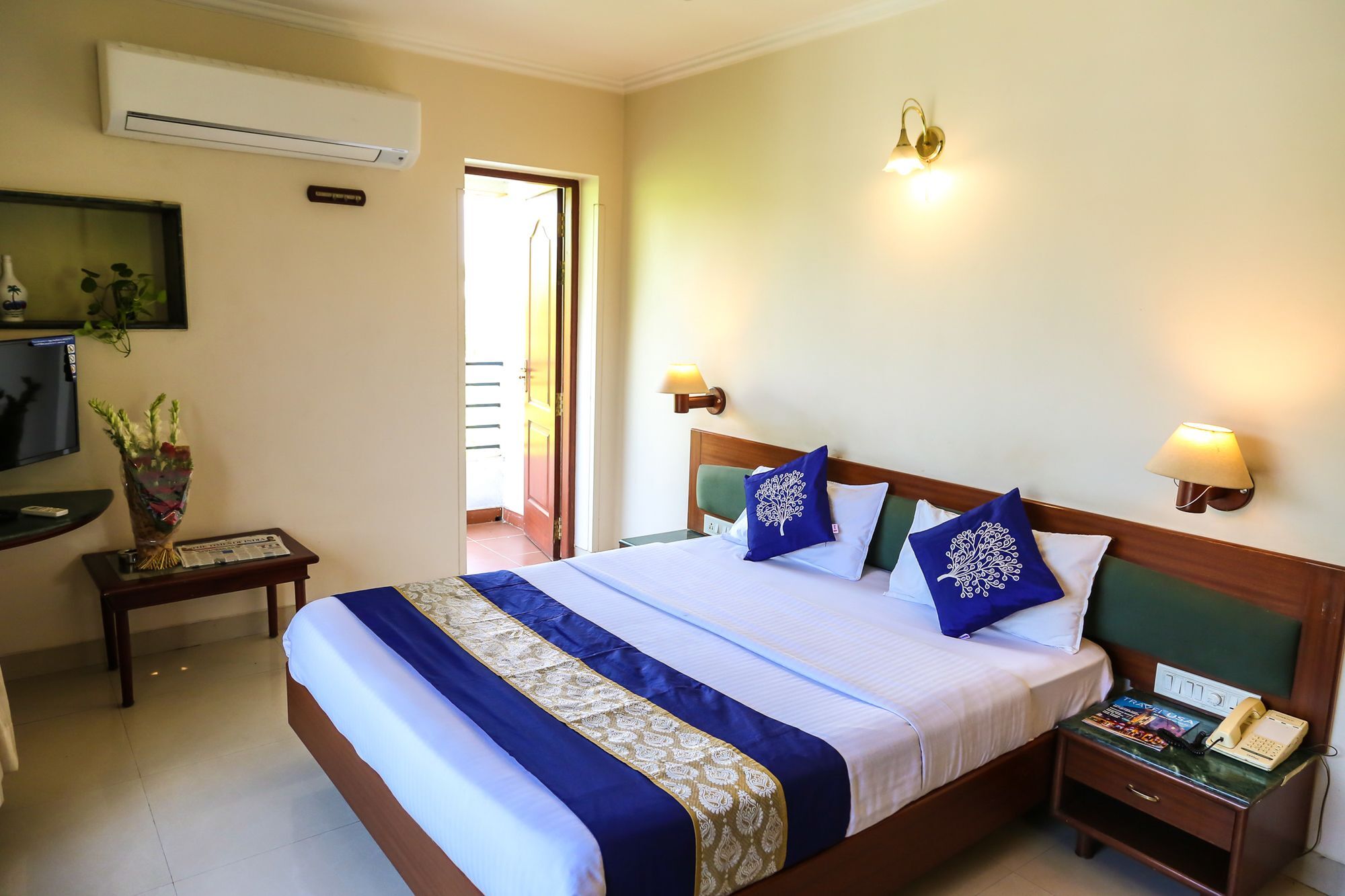 Hotel Lotus Pune Exterior foto