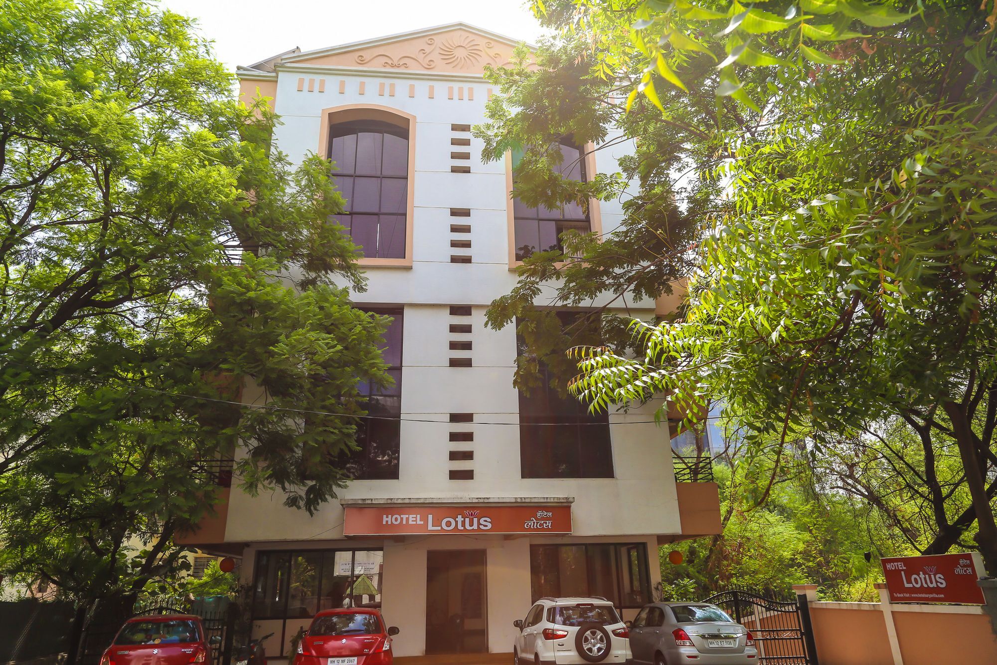 Hotel Lotus Pune Exterior foto